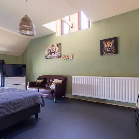 Rafikis Nest Inc Breakfast Bed & Breakfast