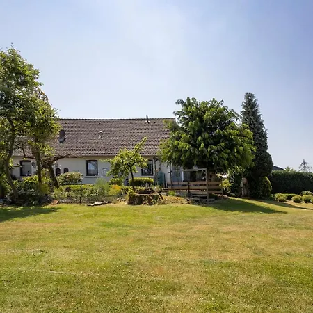 Bed & Breakfast Rafikis Nest Inc Breakfast Koningsbosch