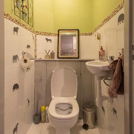 Rafikis Nest Inc Breakfast Koningsbosch